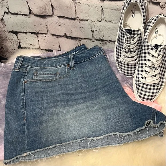 OLD NAVY OG STRAIGHT HIGH WAIST JEAN SHORTS PLUS SZ 24W - Picture 10 of 11